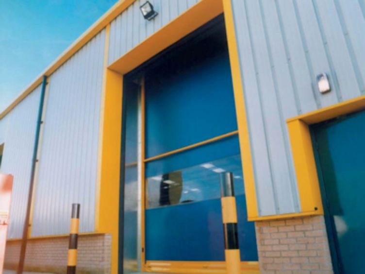 warehouse entrance rapid roll door